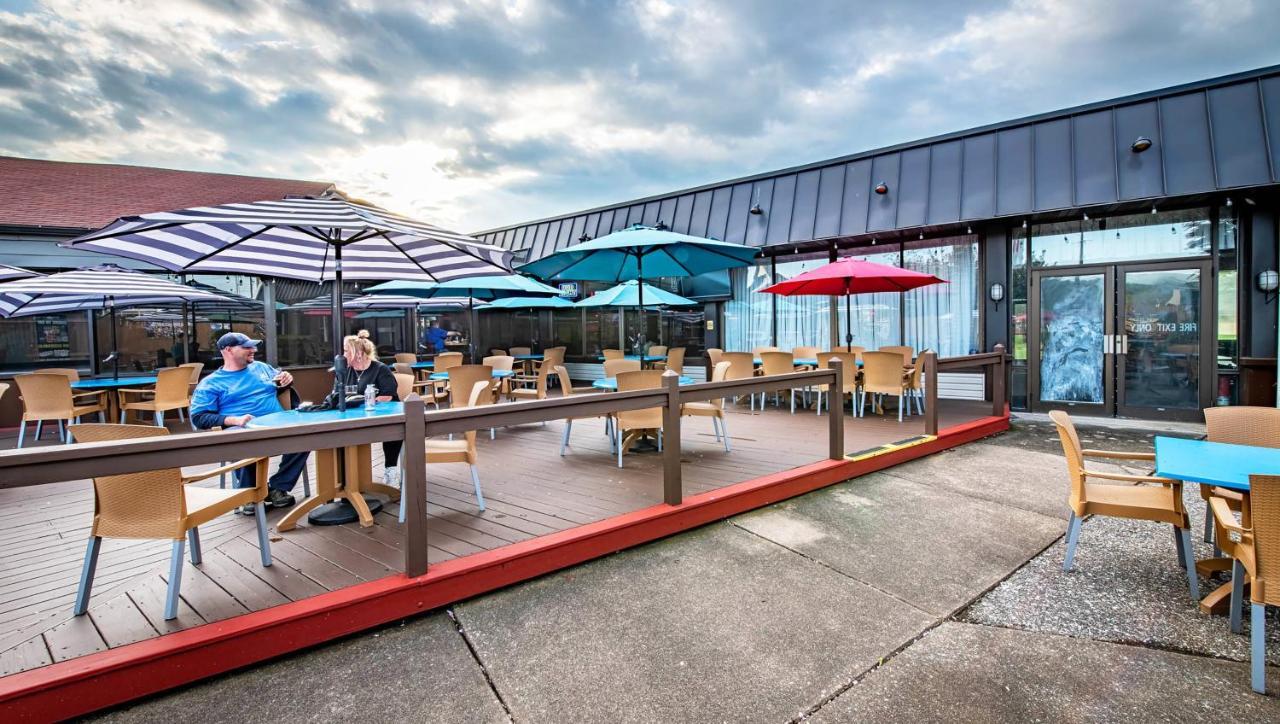 Magnuson Grand Harrisburg Hotel นิวคัมเบอร์แลนด์ ภายนอก รูปภาพ