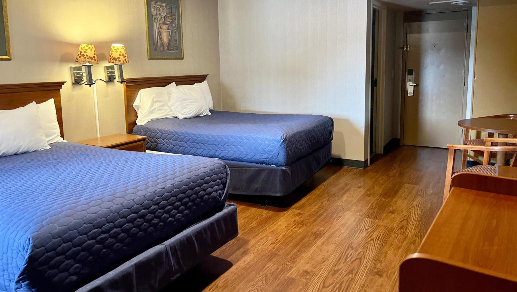 Magnuson Grand Harrisburg Hotel นิวคัมเบอร์แลนด์ ภายนอก รูปภาพ